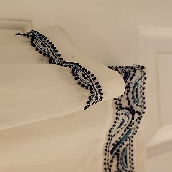 Ladies BOHO beaded and embroidered top - Picture 4 of 10